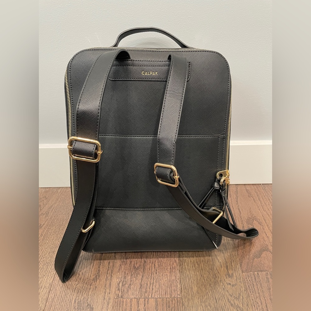 Calpak backpack - Picture 2 of 3